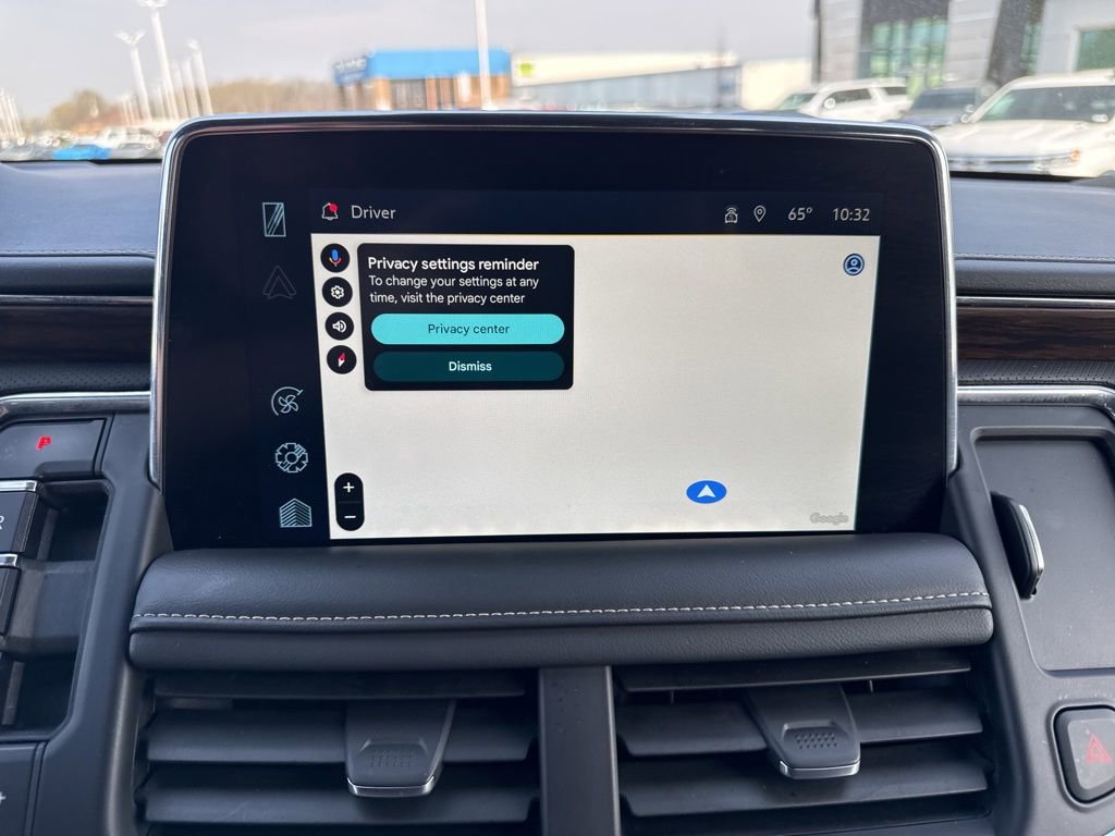 Used 2023 Chevrolet Suburban Premier image 22