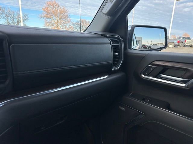 Used 2024 GMC Sierra 1500 SLT w/ SLT Premium Plus Package image 26