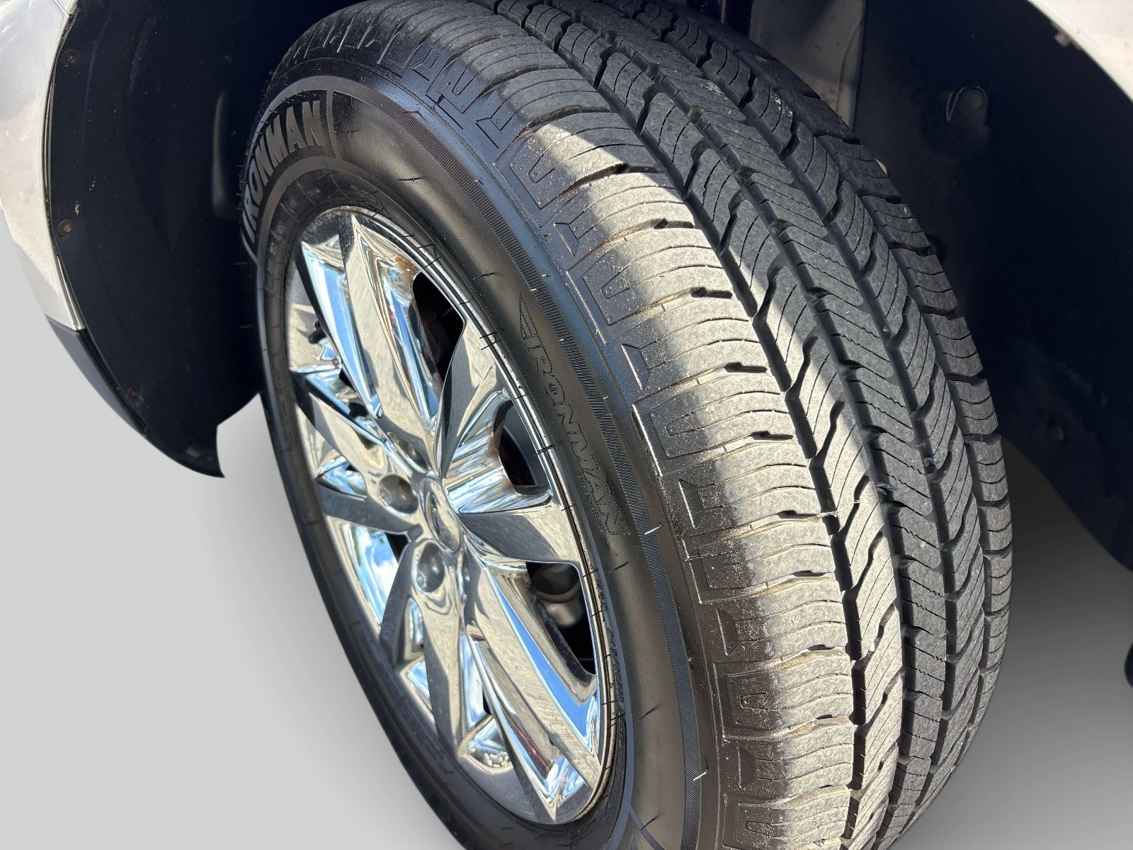 Used 2012 Ford Edge SEL AWD/4WD image 28