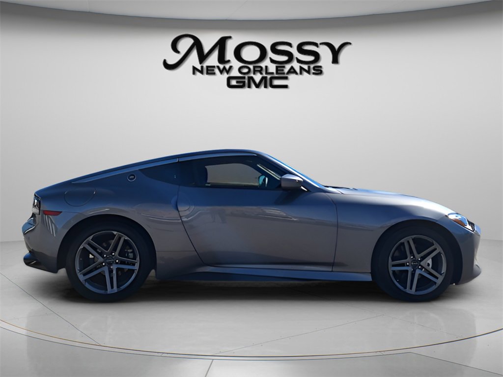 Used 2025 Nissan Z Sport w/ Floor Mat Package image 4