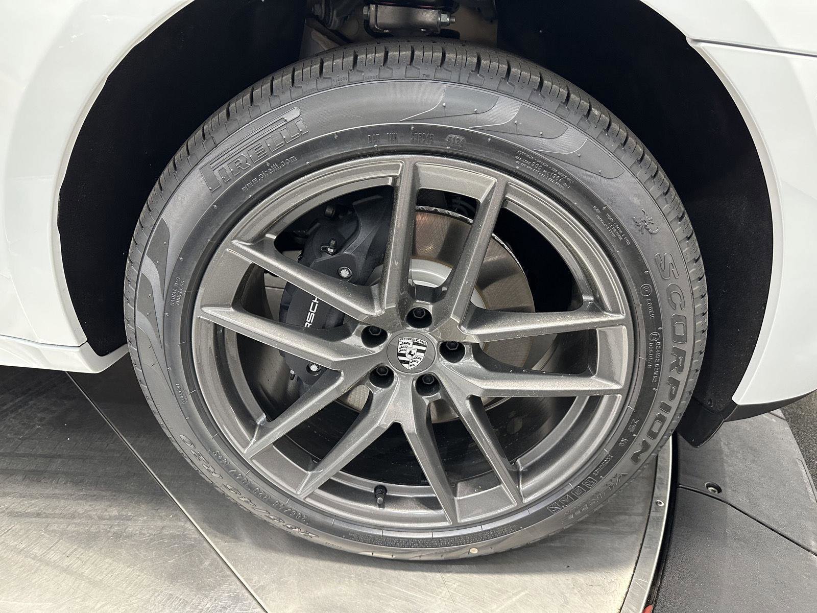 New 2025 Porsche Macan Turbo image 14