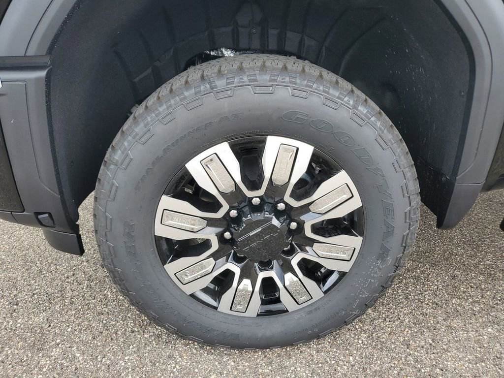 New 2025 GMC Sierra 2500 Denali w/ Denali Reserve Package image 35