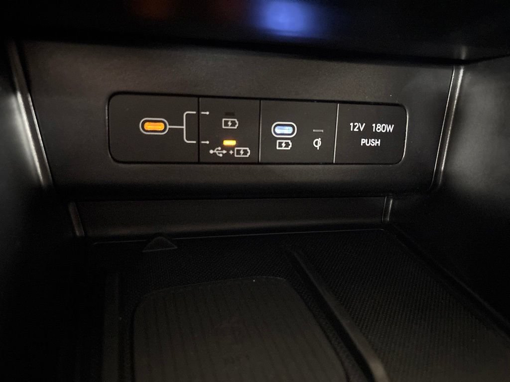 Used 2025 Hyundai Sonata SEL FWD image 25