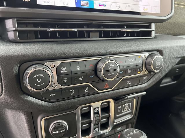 New 2026 Jeep Gladiator Willys AWD/4WD image 17