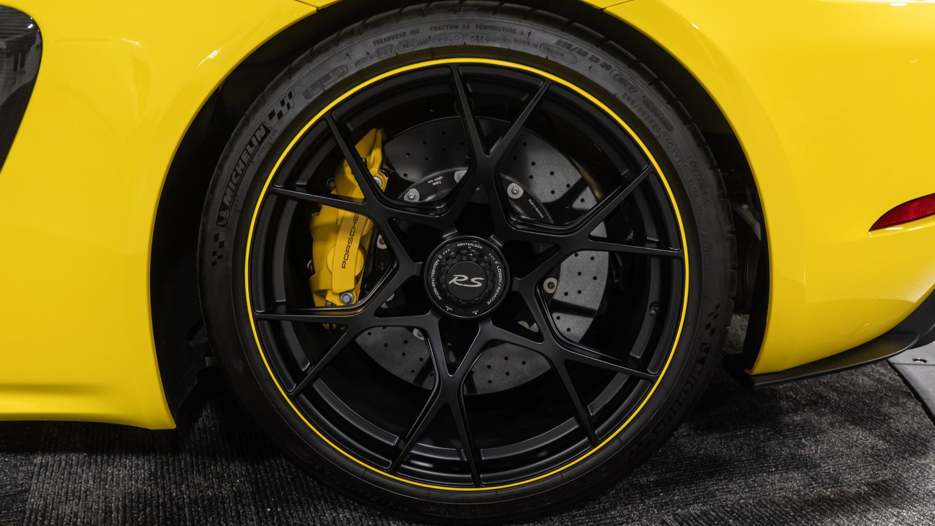 Used 2024 Porsche 718 Boxster Spyder RS image 42