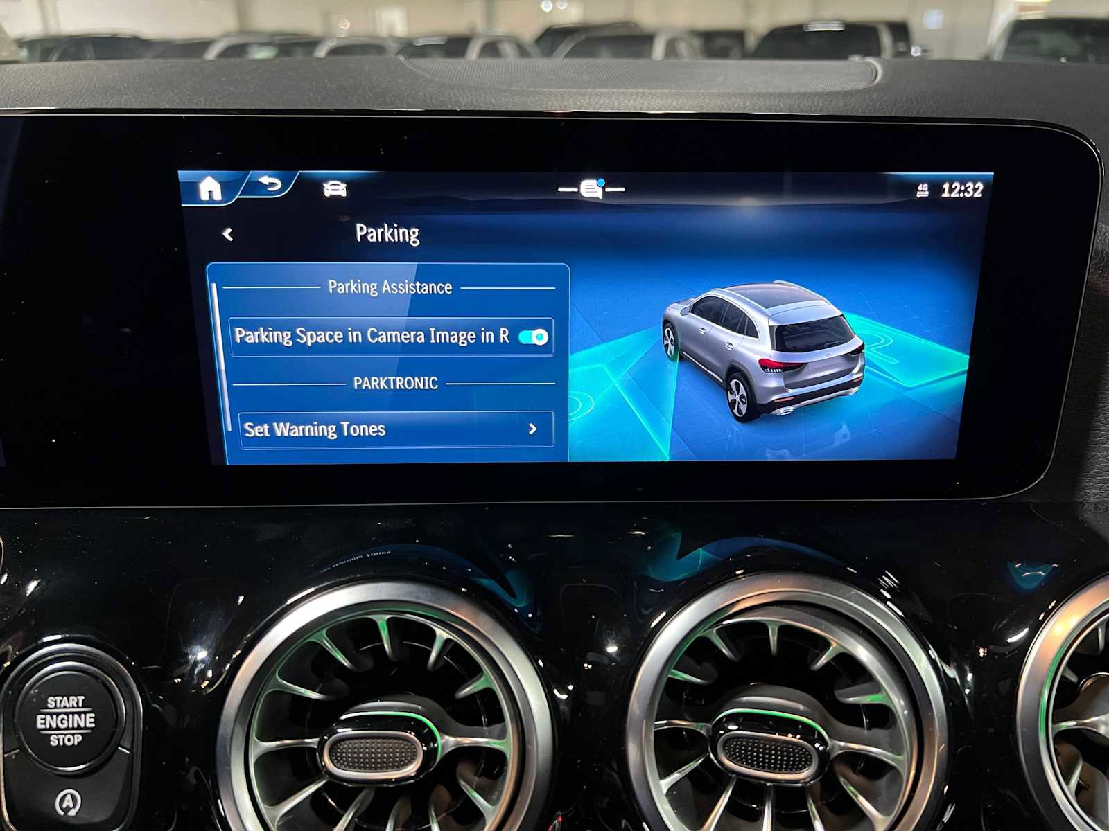 Used 2026 Mercedes-Benz GLA 250 4MATIC image 35