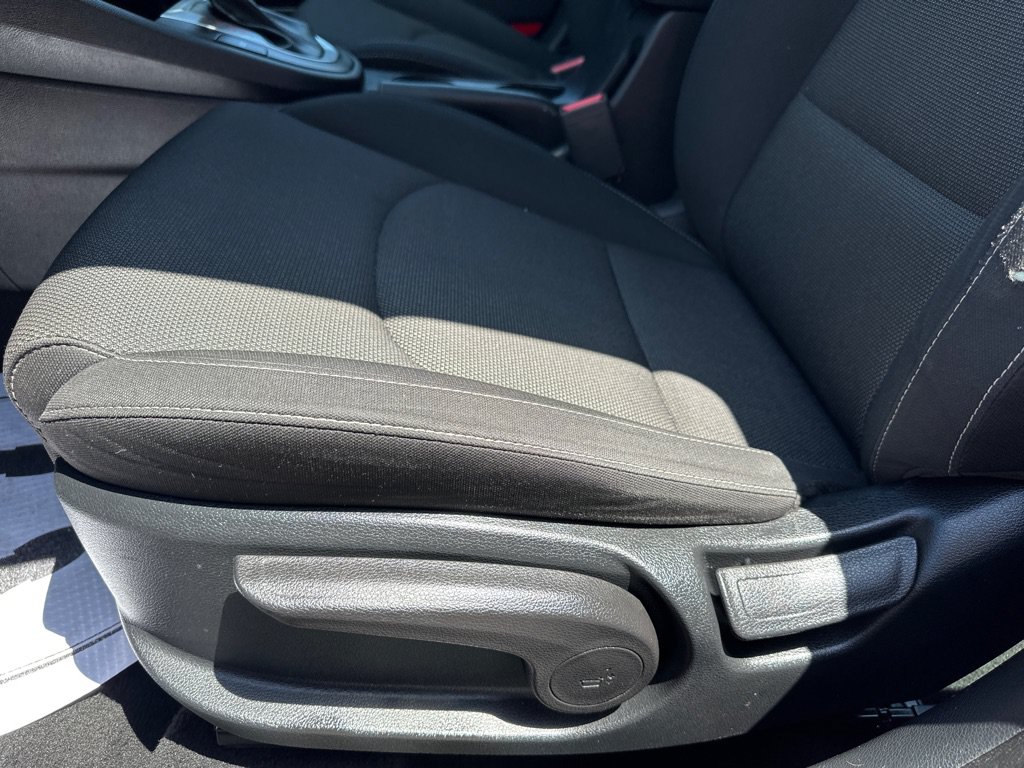 Used 2022 Kia Forte LXS w/ LXS Technology Package FWD image 18