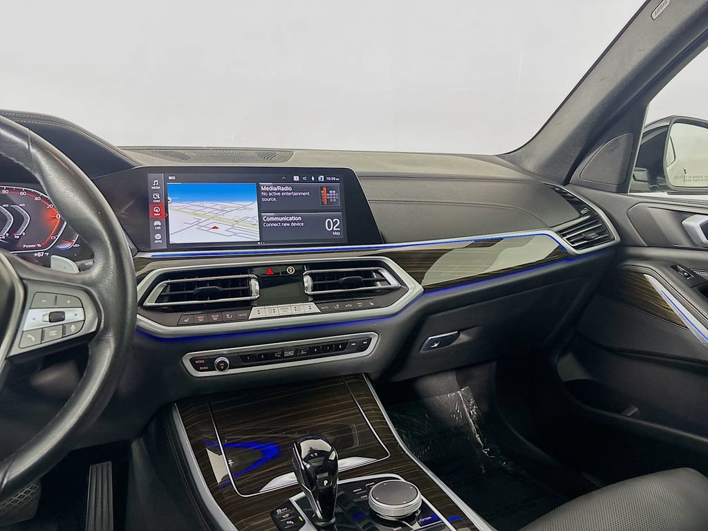Used 2023 BMW X5 xDrive40i AWD/4WD image 25