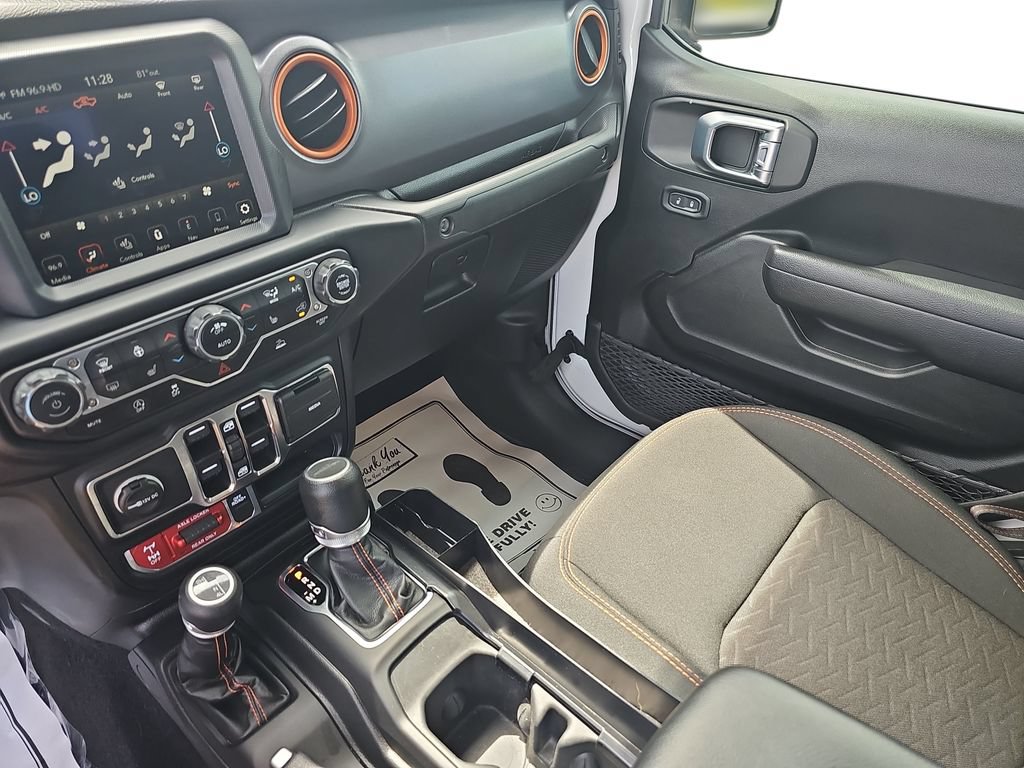 Used 2023 Jeep Gladiator Mojave w/ Cold Weather Group AWD/4WD image 25