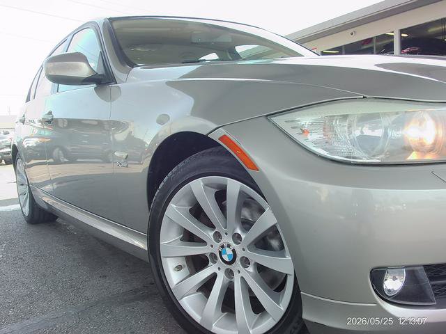 Used 2011 BMW 328i xDrive Sedan AWD/4WD image 19
