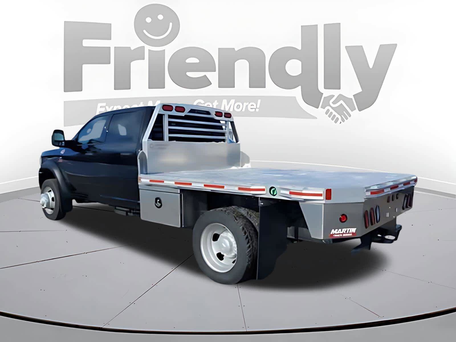 Used 2024 RAM 5500 Tradesman w/ Chrome Appearance Group image 4