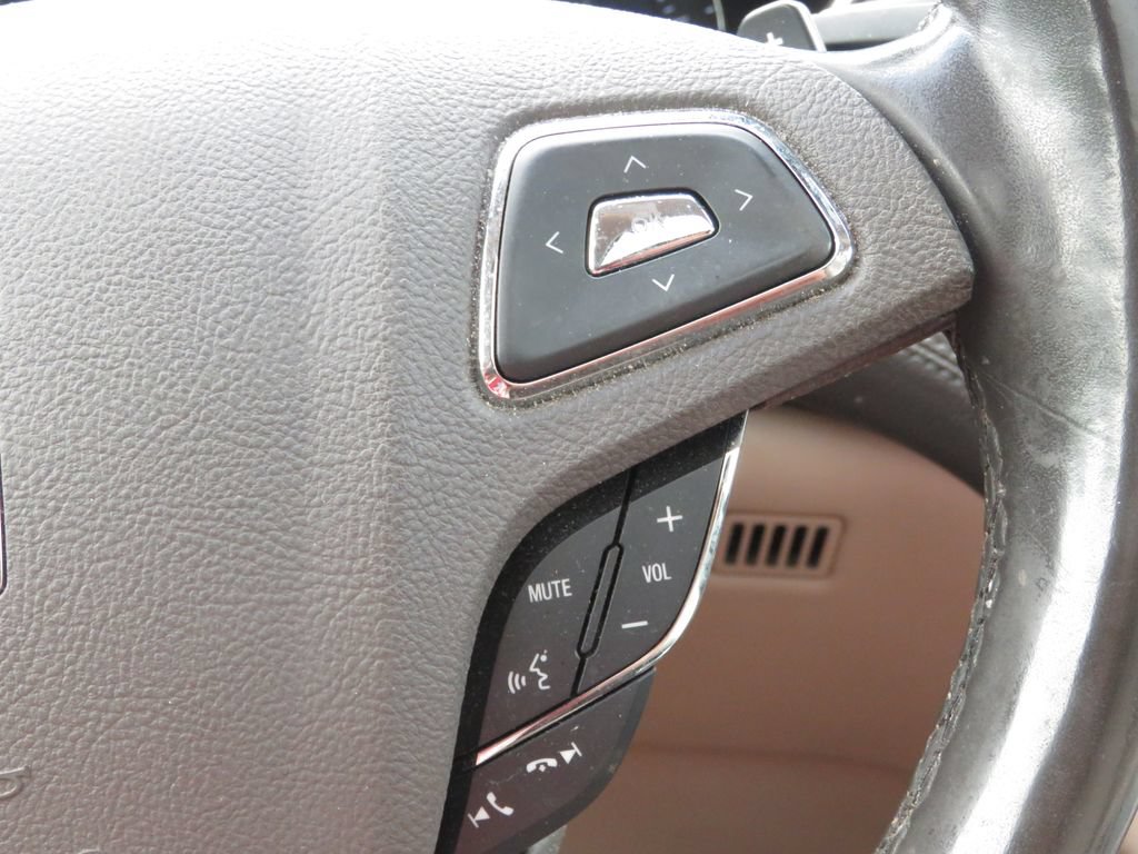 Used 2016 Lincoln MKX Reserve w/ Driver Assistance Package AWD/4WD image 23