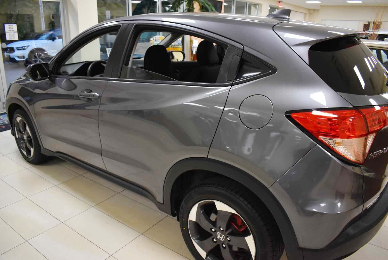 Used 2018 Honda HR-V EX image 48