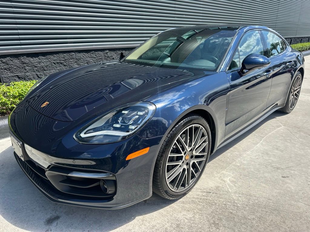 Certified 2023 Porsche Panamera 4 Platinum Edition AWD/4WD image 7