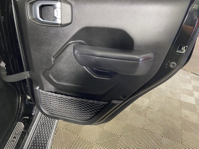 Used 2023 Jeep Gladiator Sport image 8