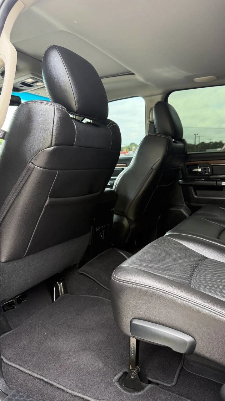 Used 2015 RAM 3500 Laramie AWD/4WD image 18