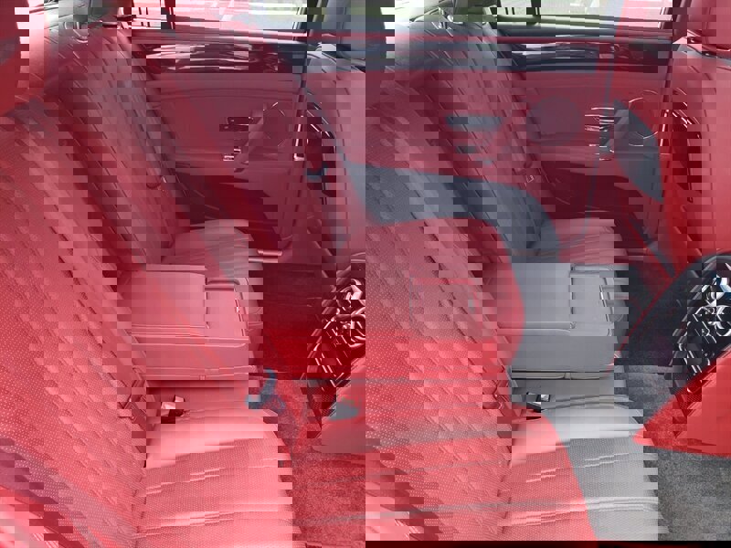 Used 2015 Bentley Flying Spur V8 image 5