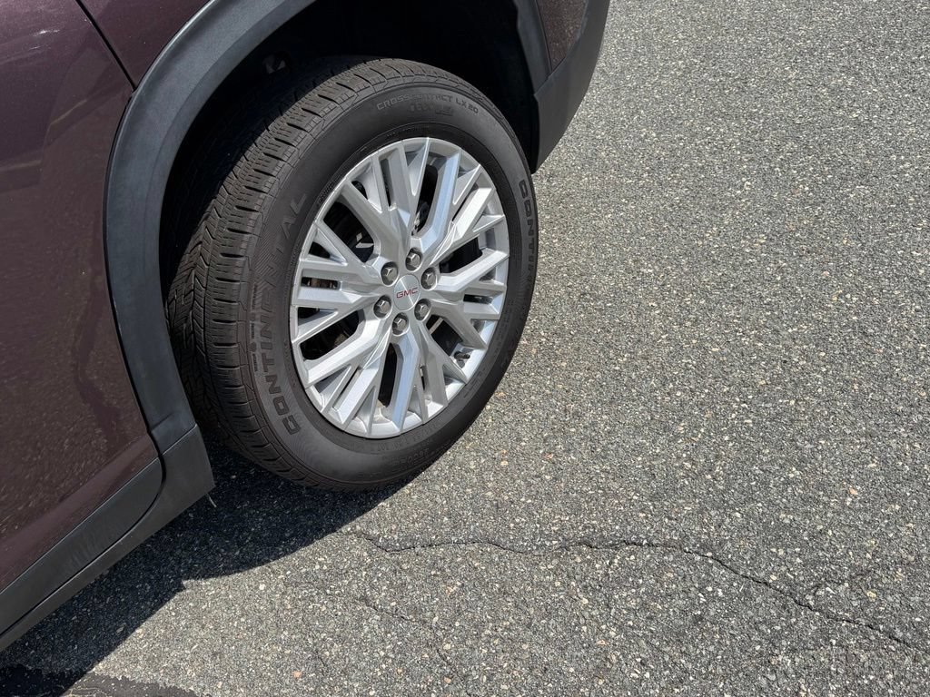 Certified 2024 GMC Acadia Elevation w/ Luxury Package AWD/4WD image 9