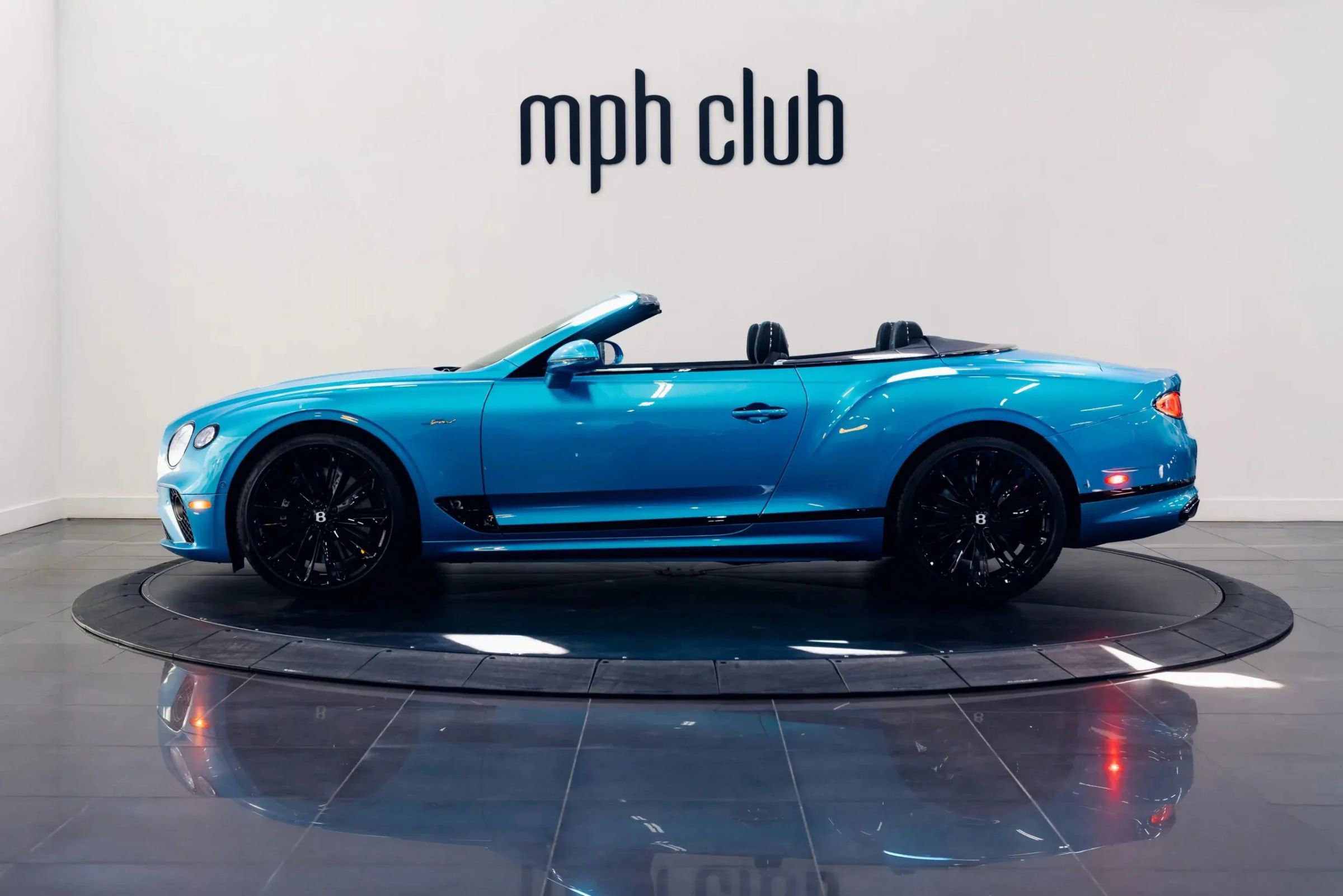 Used 2023 Bentley Continental GT Speed image 3