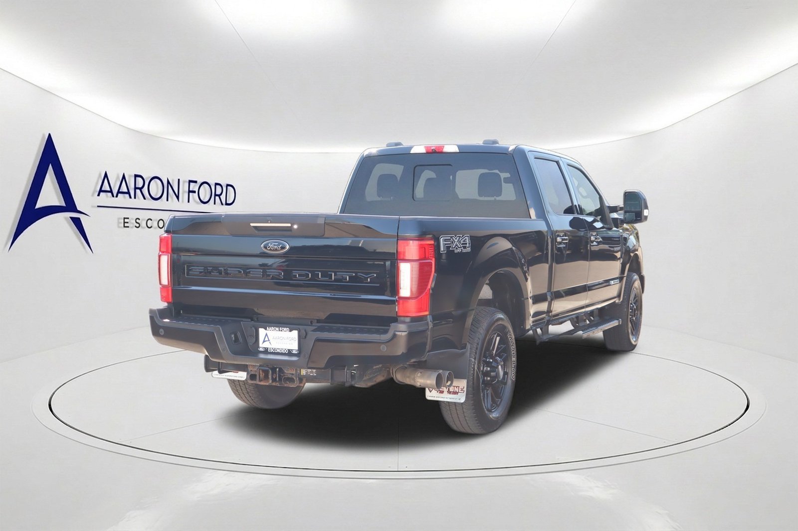 Used 2022 Ford F350 Lariat w/ Black Appearance Package AWD/4WD image 4