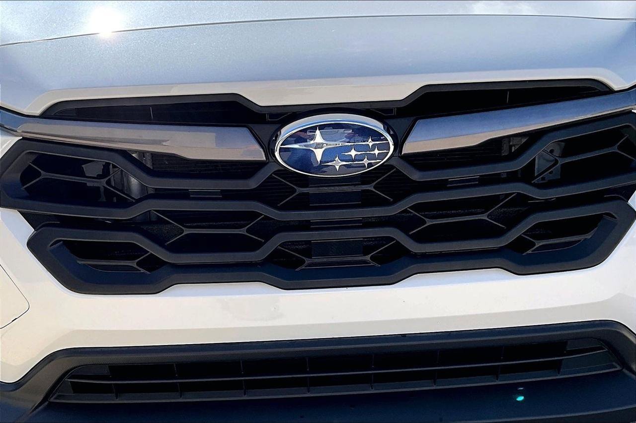 Used 2024 Subaru Crosstrek 2.5i Limited AWD/4WD image 33