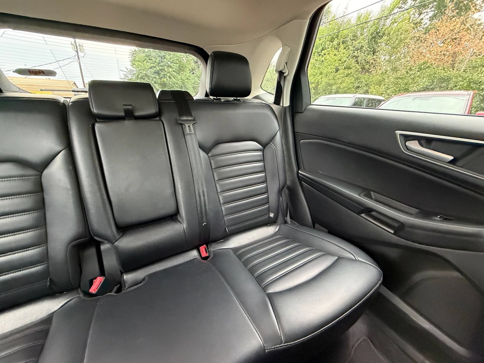 Used 2024 Ford Edge SEL AWD/4WD image 36