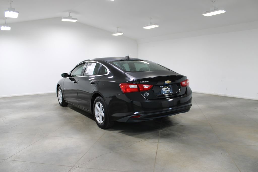 Used 2017 Chevrolet Malibu LS image 7