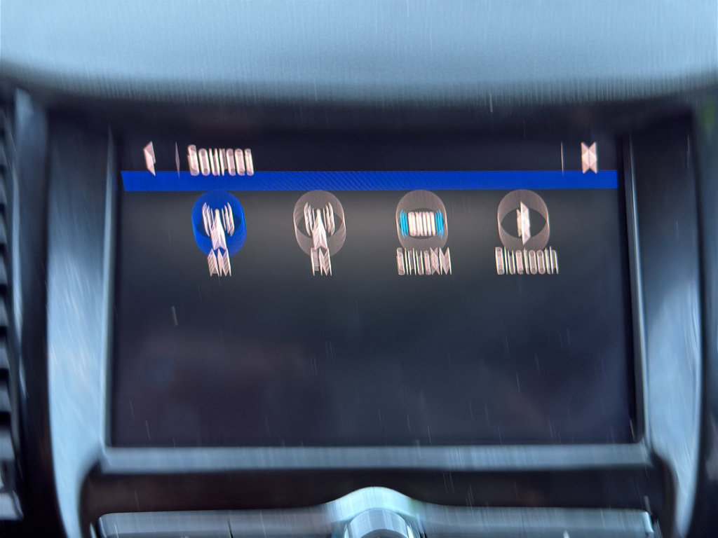 Used 2022 Chevrolet Trax LT w/ Midnight Edition image 26