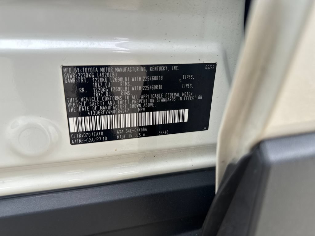 Used 2022 Toyota RAV4 Limited AWD/4WD image 37
