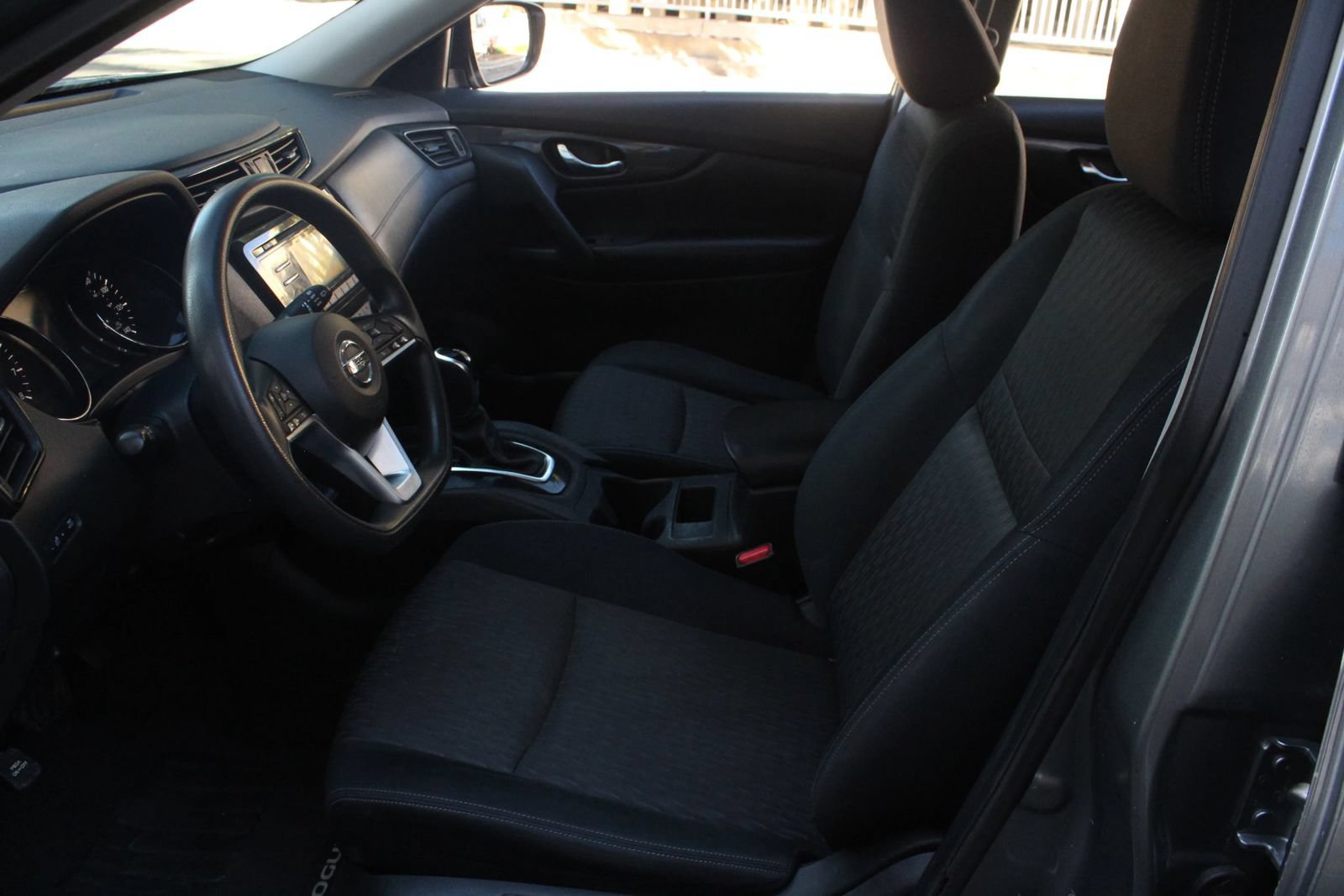 Used 2017 Nissan Rogue S w/ S Appearance Package FWD image 14