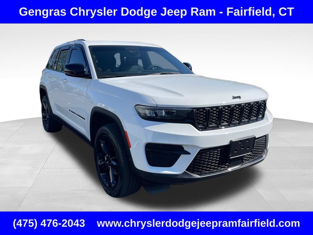 Used 2023 Jeep Grand Cherokee Altitude