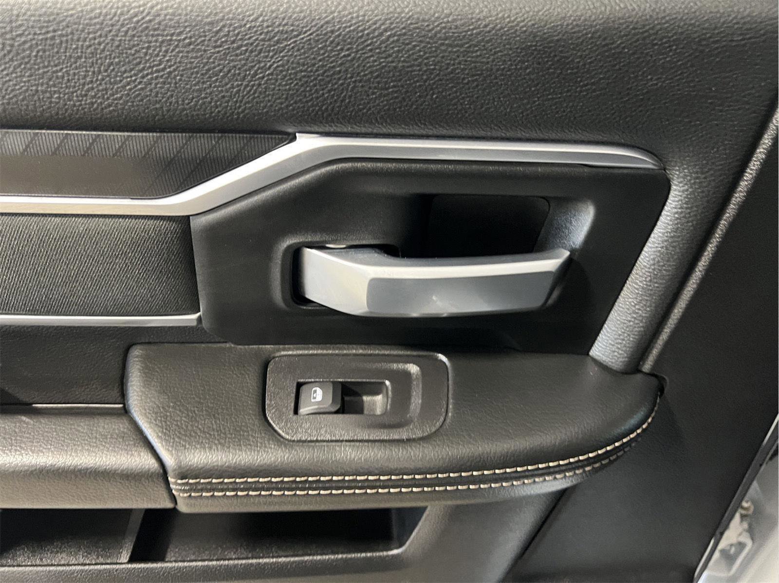 Used 2025 RAM 3500 Big Horn image 19