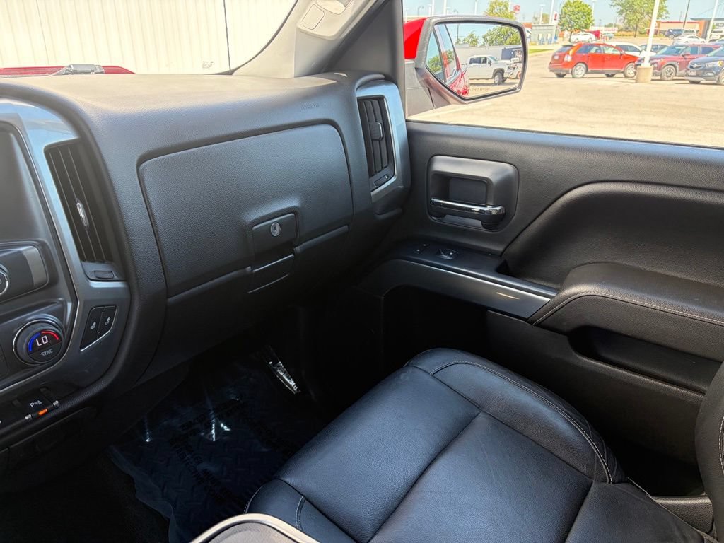 Used 2017 Chevrolet Silverado 1500 LT w/ All Star Edition AWD/4WD image 40