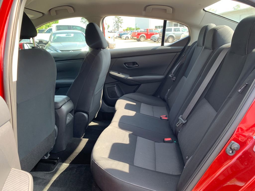 Used 2024 Nissan Sentra SV FWD image 23
