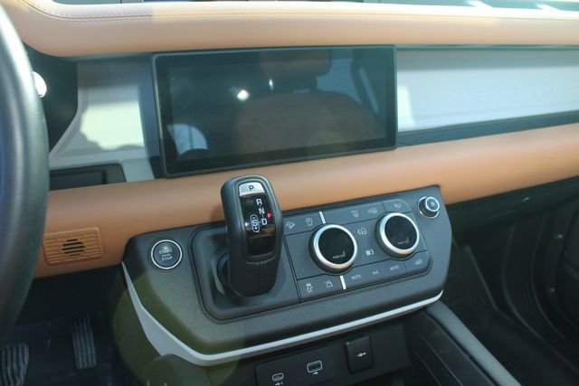Used 2023 Land Rover Defender 110 S image 16