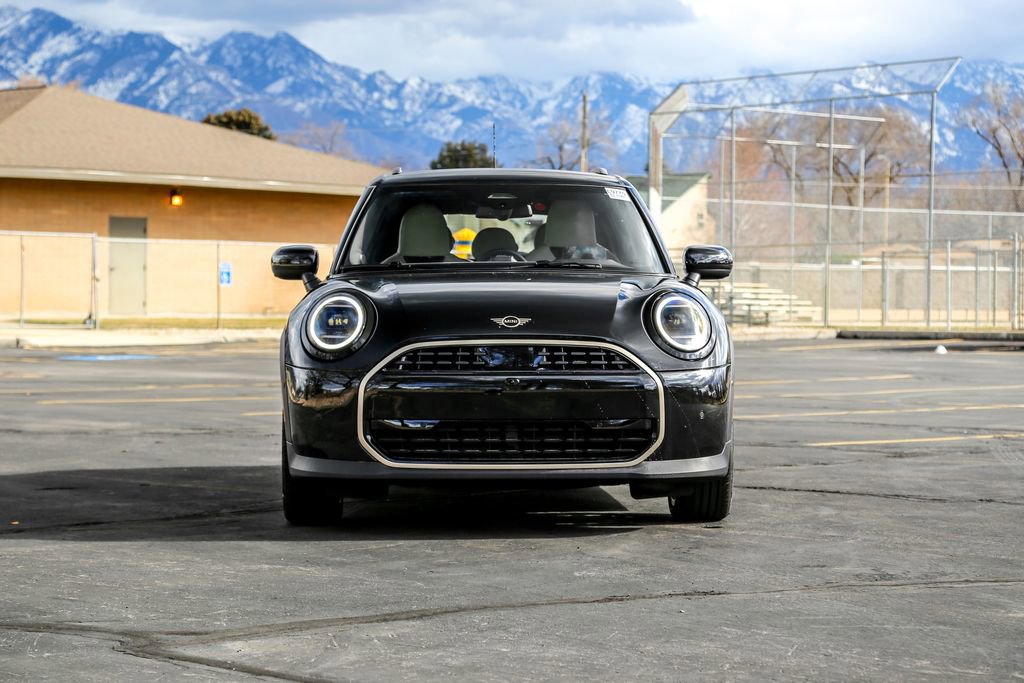 New 2026 MINI Cooper 4-Door Hardtop image 8