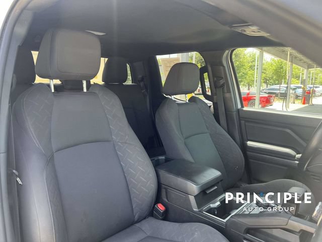 Used 2024 Toyota Tacoma SR5 AWD/4WD image 30