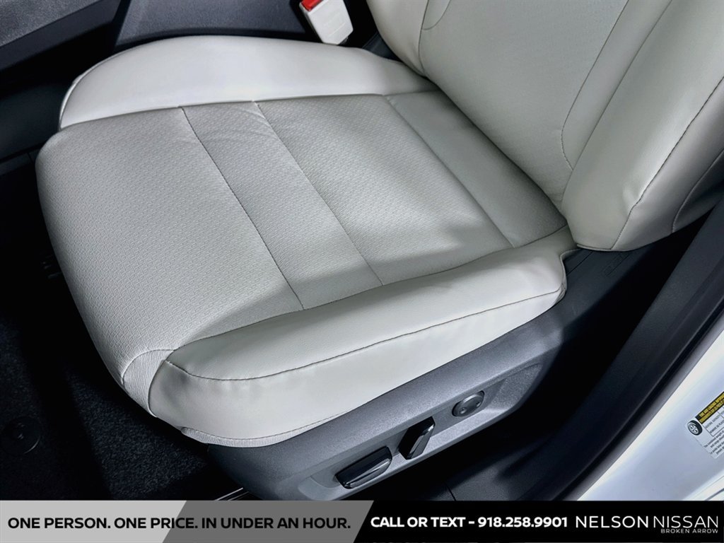 New 2026 Nissan Rogue Dark Armor FWD image 18