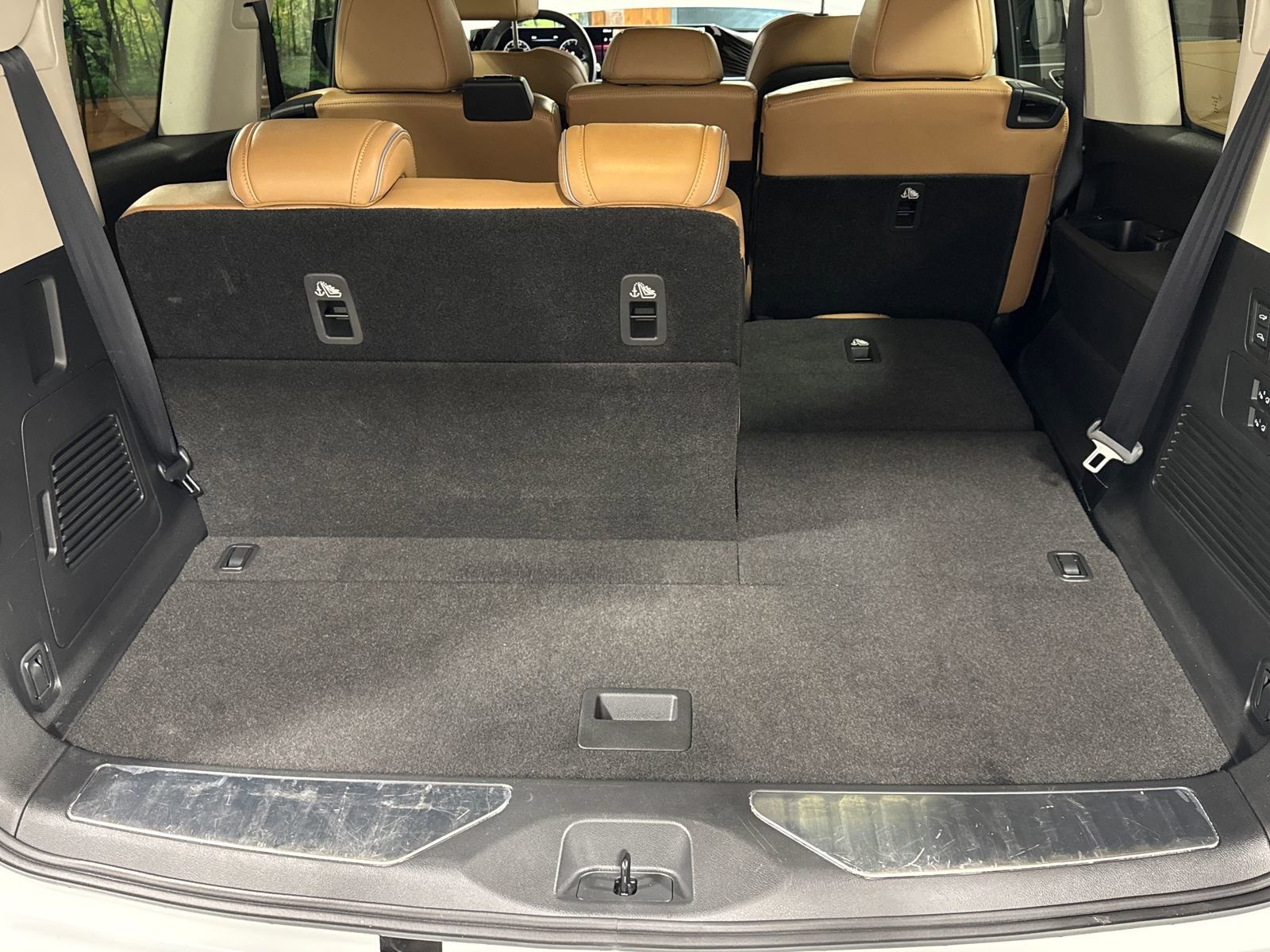 Used 2025 INFINITI QX80 Luxe AWD/4WD image 28