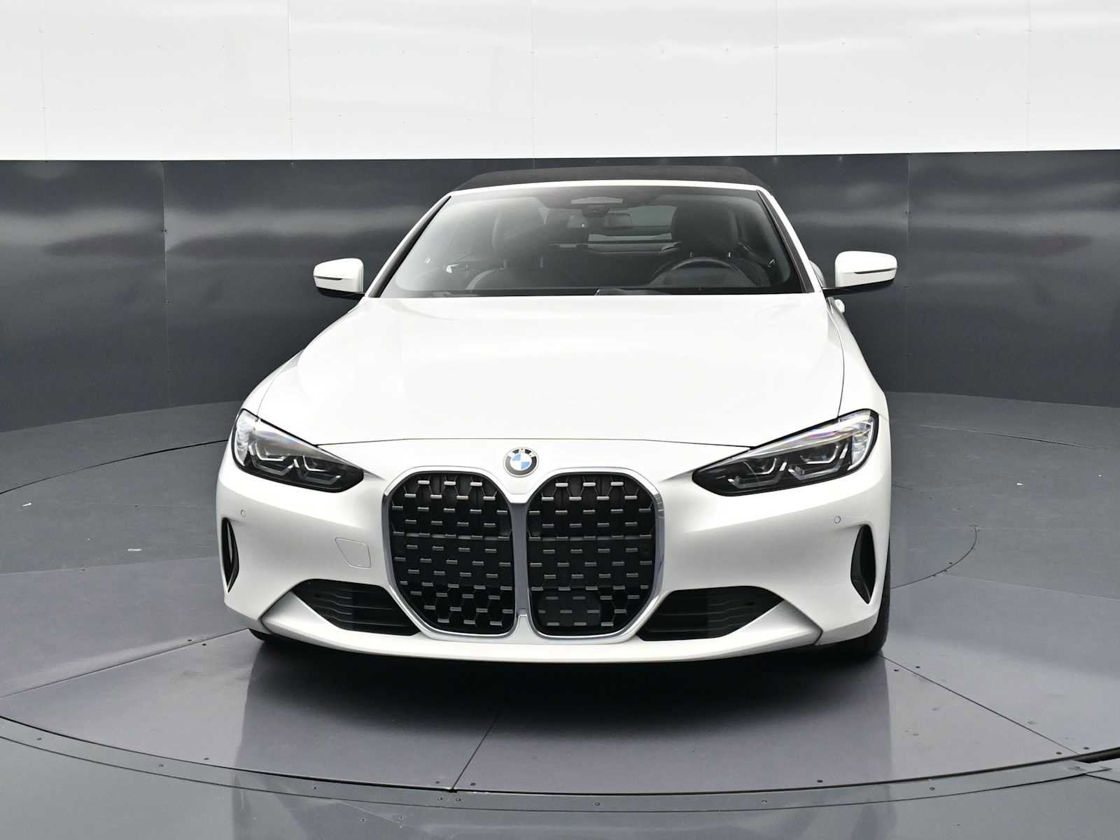 Used 2021 BMW 430i Convertible w/ Premium Package RWD image 2