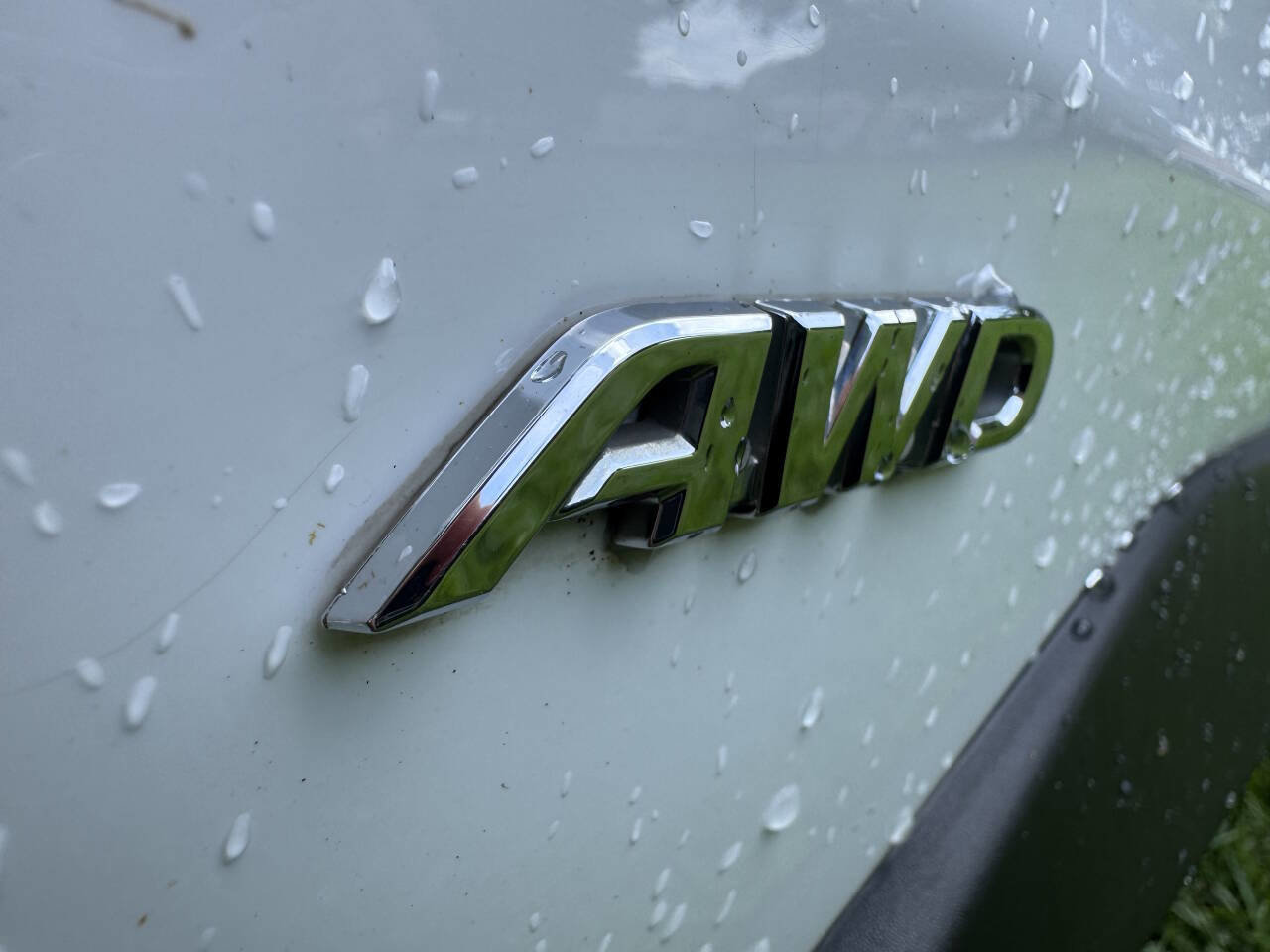 Used 2022 Toyota RAV4 XLE image 9