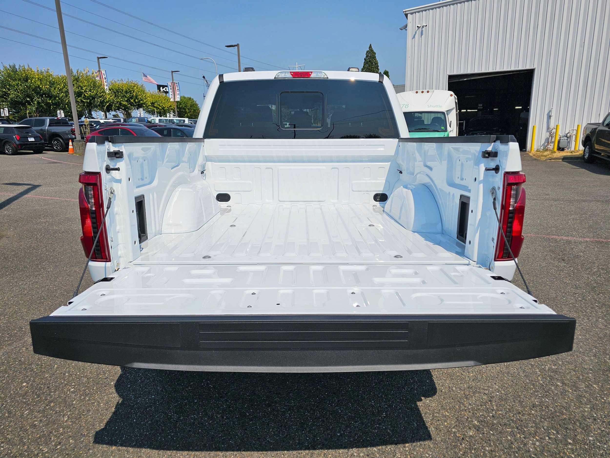 New 2026 Ford F150 XLT w/ Equipment Group 302A MID AWD/4WD image 10
