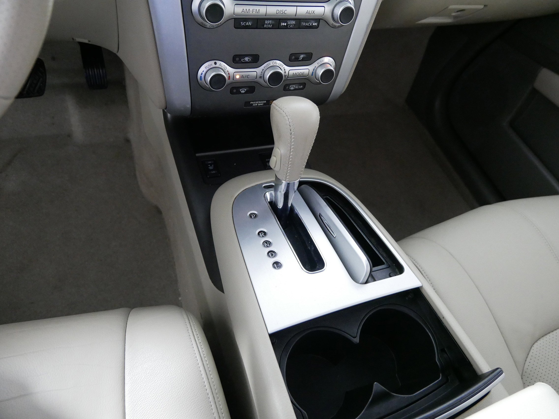 Used 2014 Nissan Murano SL AWD/4WD image 24