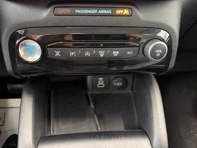 Certified 2024 Ford Escape Platinum AWD/4WD image 24