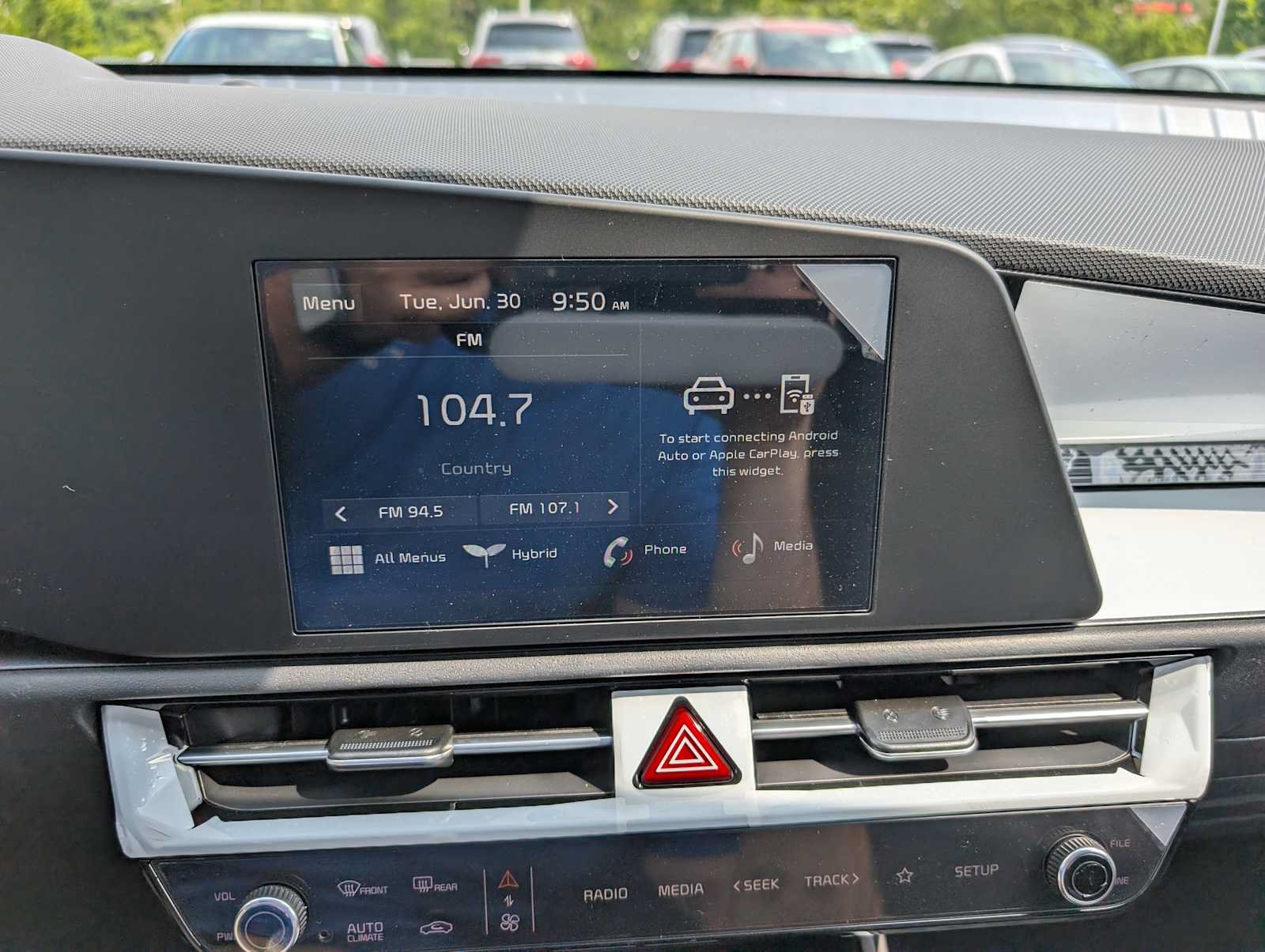 New 2026 Kia Niro LX FWD image 17