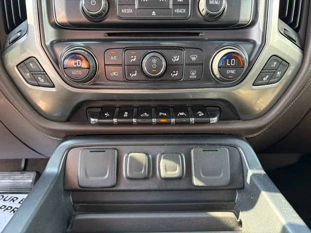 Used 2016 Chevrolet Silverado 1500 LTZ Z71 w/ LTZ Plus Package AWD/4WD image 20