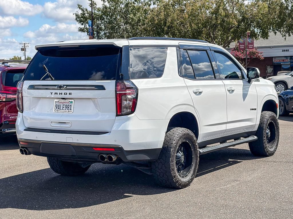 Used 2022 Chevrolet Tahoe Z71 w/ Luxury Package AWD/4WD image 4