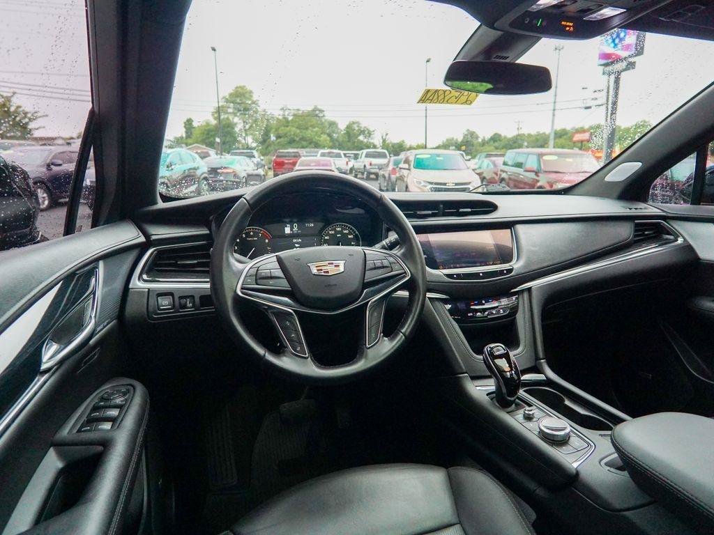 Used 2020 Cadillac XT5 Premium Luxury AWD/4WD image 13
