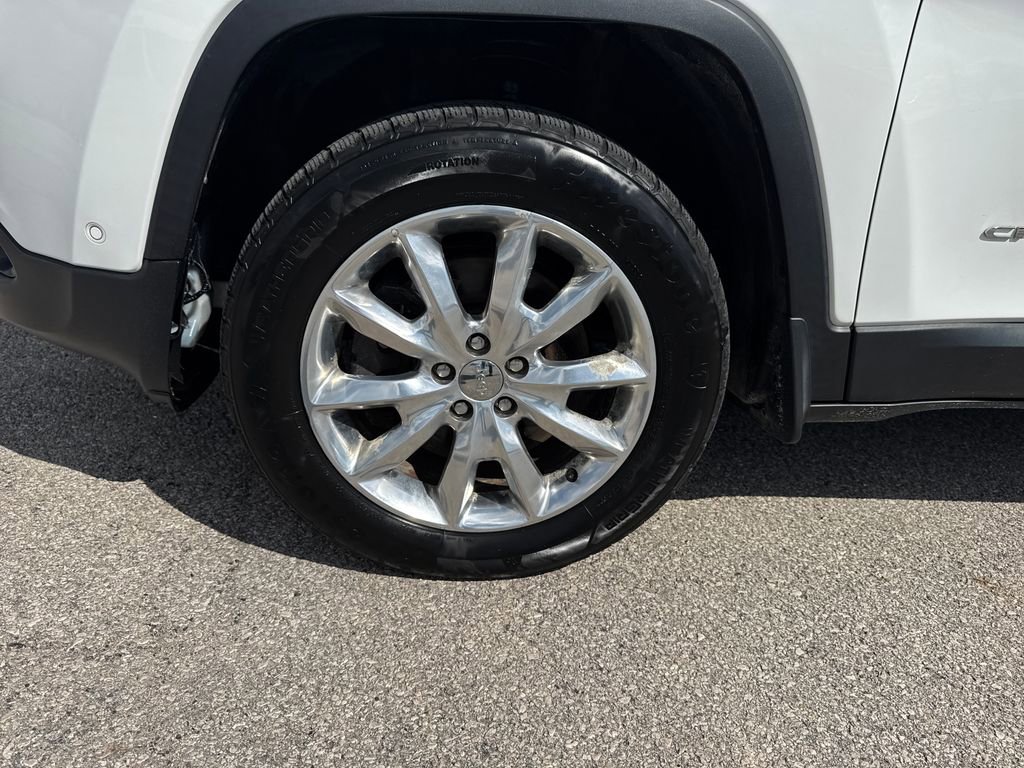 Used 2014 Jeep Cherokee Limited w/ Technology Group image 38