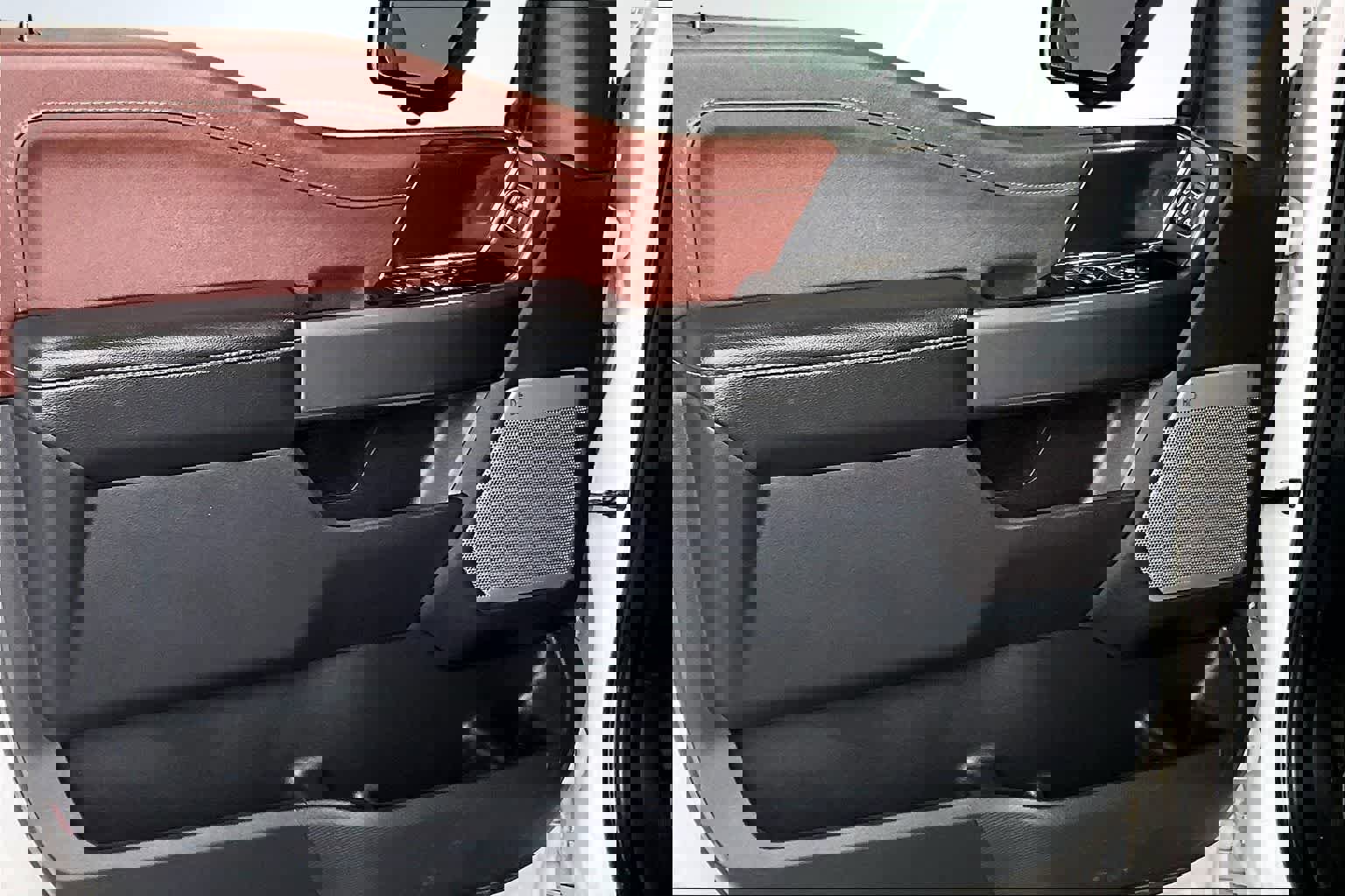 Used 2023 Ford F150 Lariat w/ Equipment Group 502A High AWD/4WD image 28